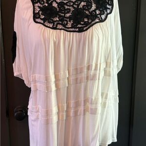 Chic Black Lace Women's Blouse from Anthropologie Like New